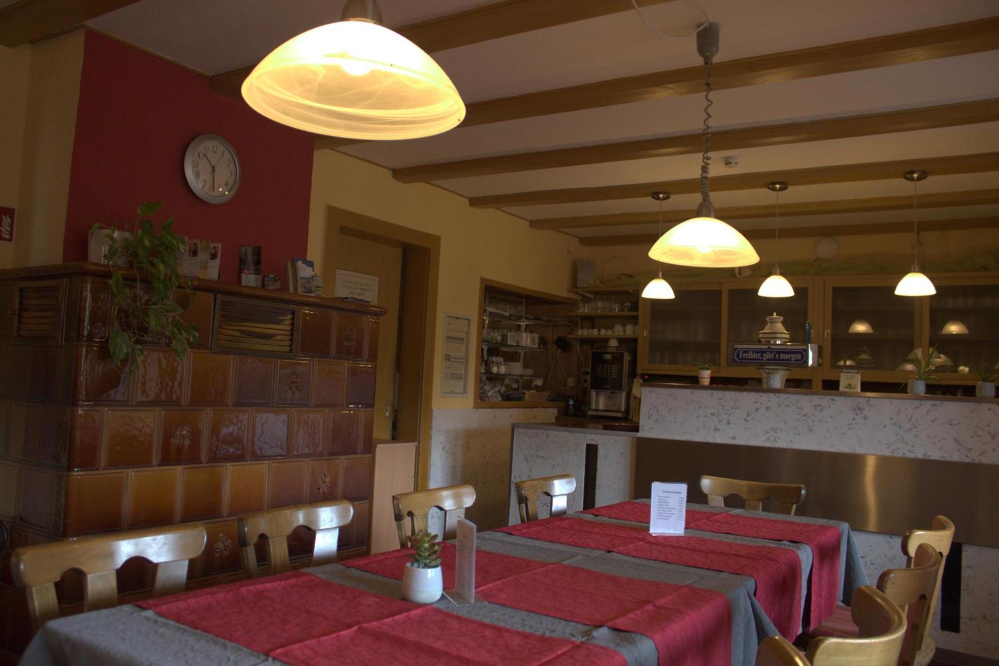 Gasthaus Trifelsblick Wernersberg Екстериор снимка