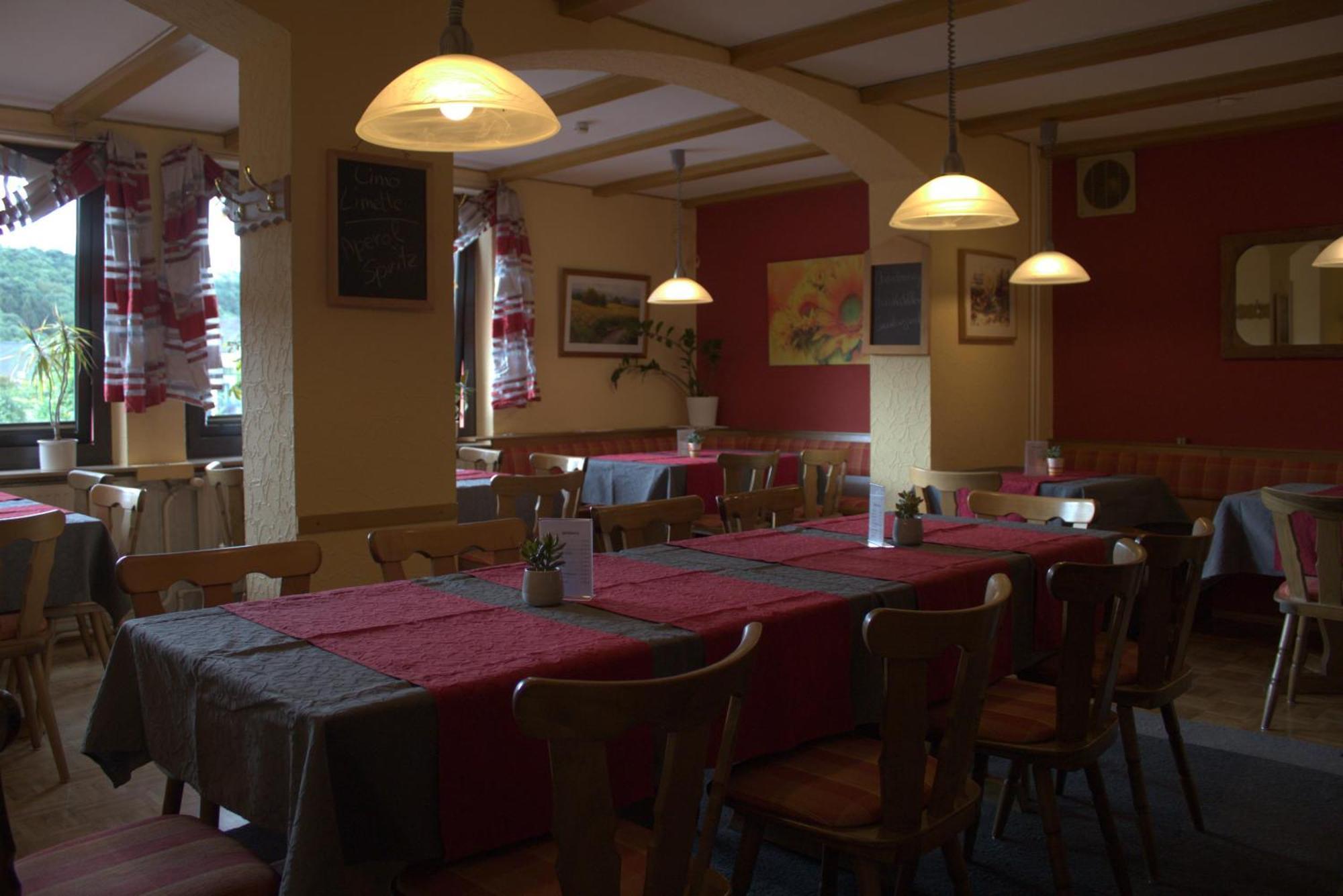 Gasthaus Trifelsblick Wernersberg Екстериор снимка